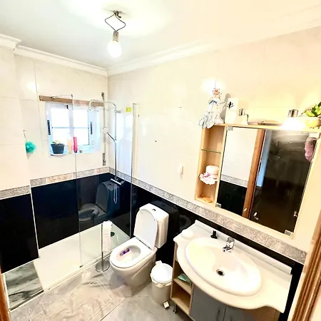 Eixo Atlantico ホームステイ *