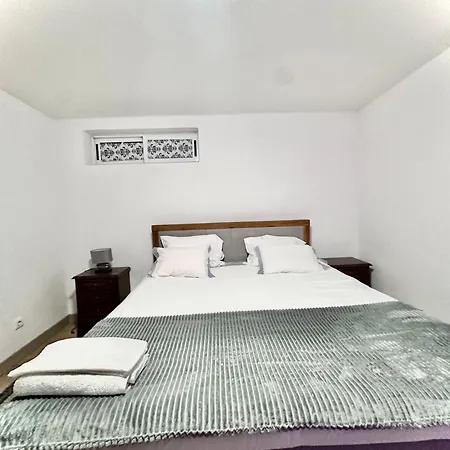 ホームステイ Eixo Atlantico